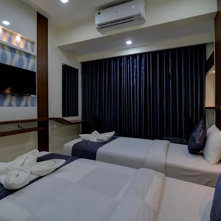 Hotel Mourya Residency Navi Mumbai Exterior foto